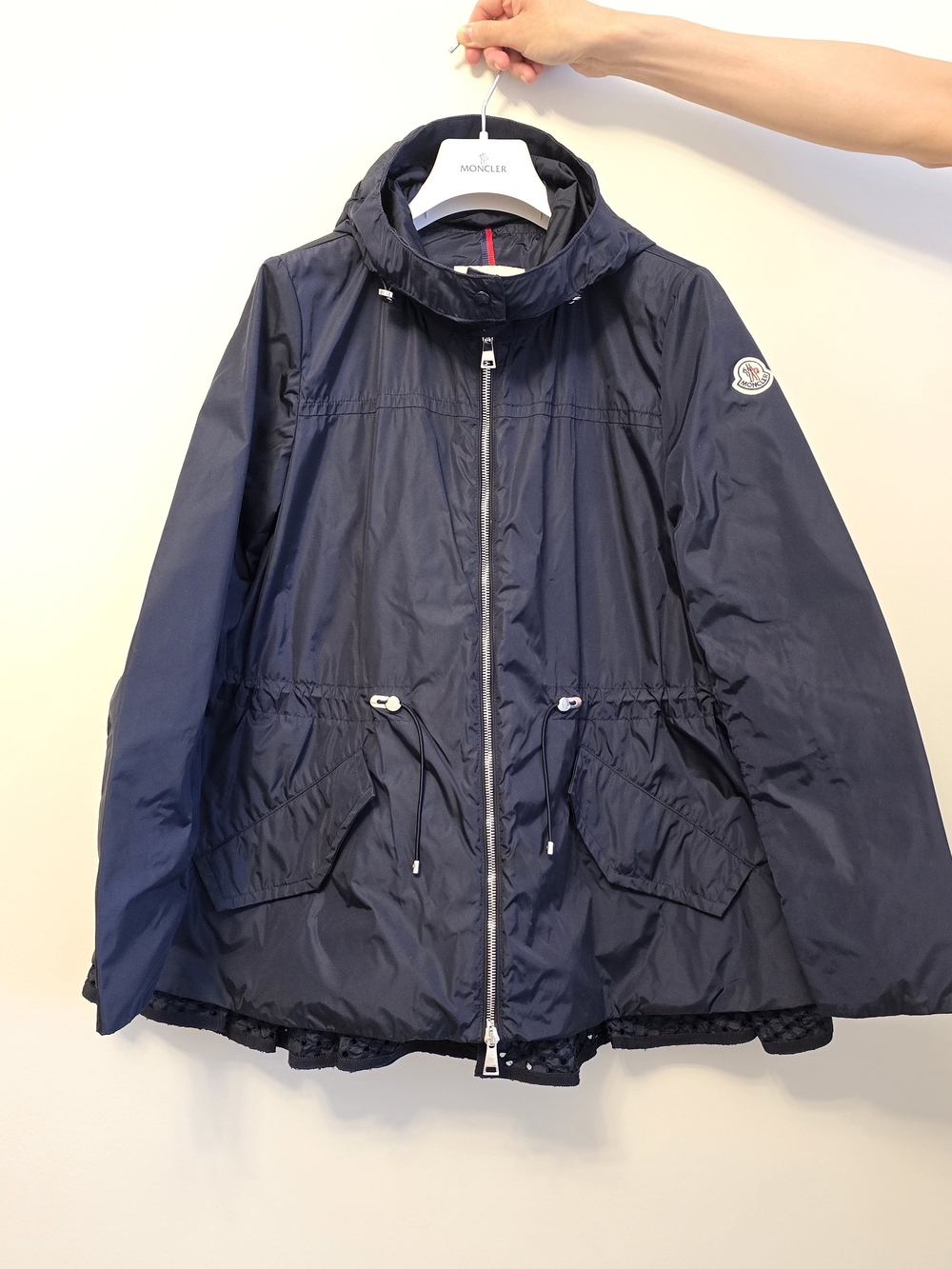 Moncler Women's size 2 like weight windbreaket like new